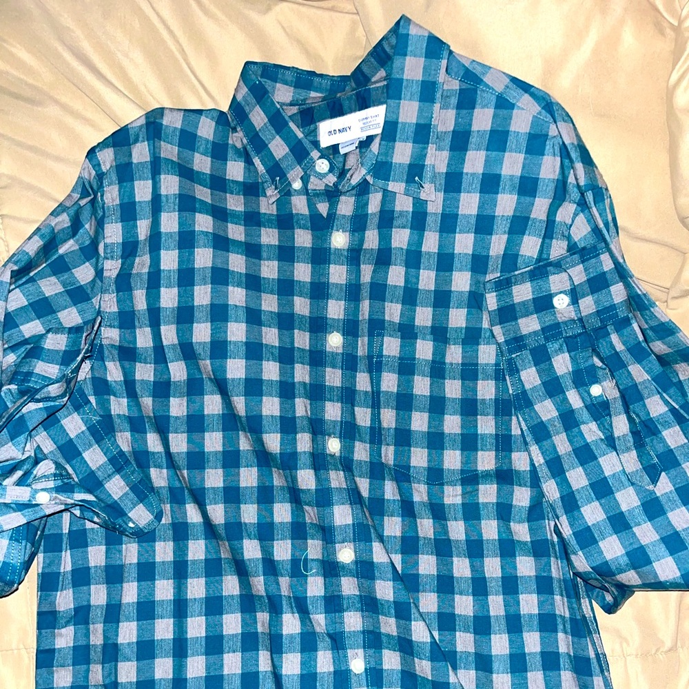 Old Navy Checkerboard Longsleeve Button Down
